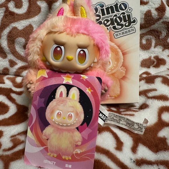 100% Authentic POP MART Labubu- Big into Energy confirmed LOYALTY - Picture 1 of 15